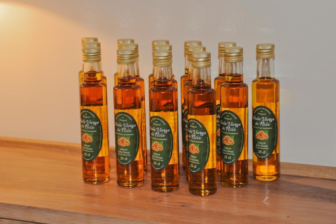 La Noyeraie Du Port D'Enveaux Saint-Vincent-de-Cosse 외부 사진